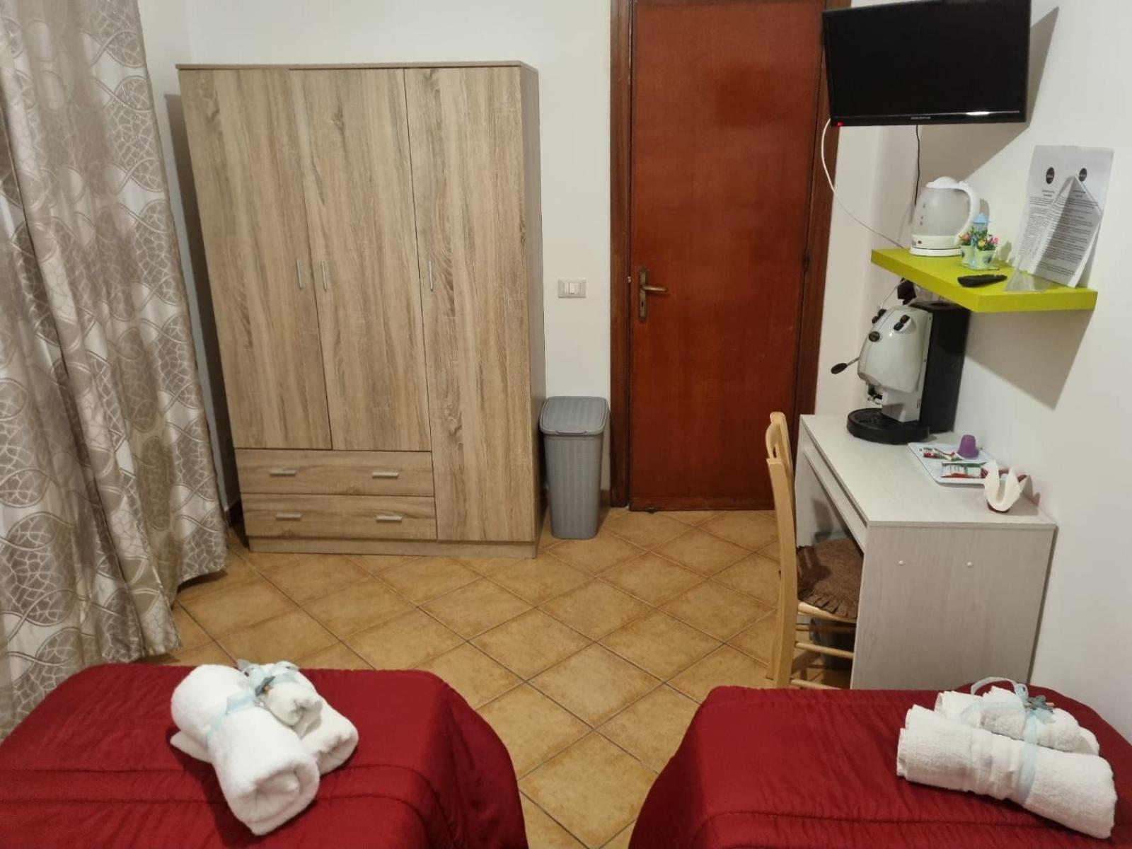 B&B Le Stanze Di Aurora パレルモ エクステリア 写真